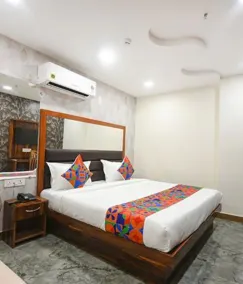 FabHotel Mona Continental - Nr Laxmi Nagar IT Hub - Quarto