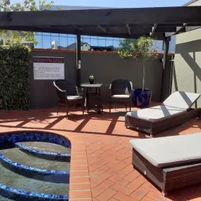 Quantum Lodge Motor Inn - Pool