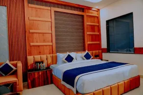 Clovis Hotel & Restaurant - Room