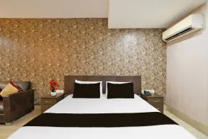 Townhouse Oak Nagole Near Mini Shilparamam Saka Arcade - Room