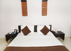 Hotel Yash Regency - Vue de la chambre