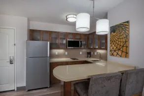 Staybridge Suites - Gilbert - East Mesa by IHG - Værelse