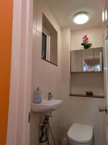 Central Large House close to Heathrow - Bathroom