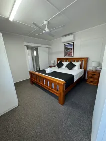 Essex Court - Beach House Motel - Zimmer