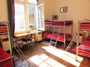 Casa Volante Hostal - Room