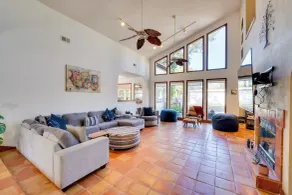1-acre Backyard & Gym: Spacious Apopka Escape! - Interior