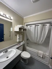 Travellers Inn - Badezimmer