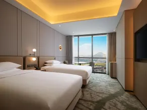 Hilton Padalarang Bandung - Room