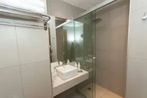 Dazzler by Wyndham Ciudad del Este - Bathroom