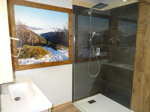 Gite panoramique et Spa de Liézey Les Jonquilles - Badeværelse