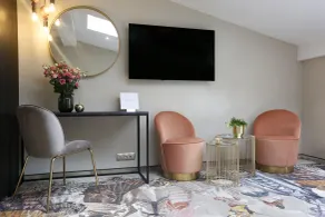 Queen Boutique Hotel - Room