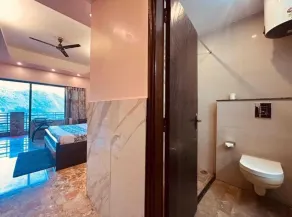 Sach Hotel & Resort Masoori - Badezimmer
