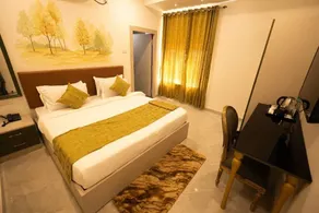 Treebo Ayaansh, Patia - Chambre