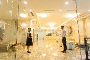 Pariat River Front Hotel - Recepción