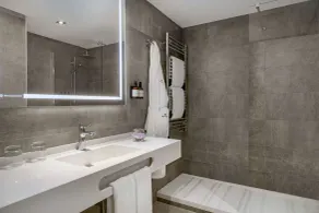 NH Collection Madrid Colón - Salle de bain