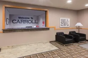 Super 8 by Wyndham Carroll/East - Lobby