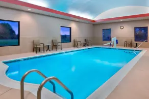 Hampton Inn & Suites Winston-Salem/University Area, NC - Piscine