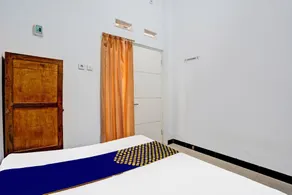 Hotel O Sakinah Homestay Bromo Syariah Near Rest Area Wringinanom - Habitación