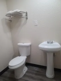 Majestic Inn & Suites - Salle de bain