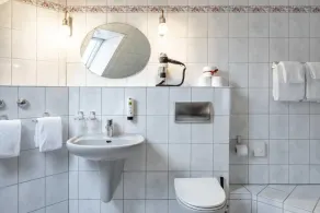 Astoria Hotel Essen - Bathroom