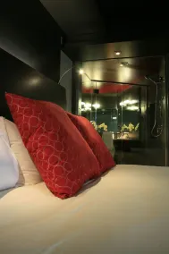 Grand Times Hotel - Chambre
