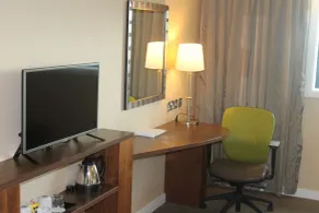 Hampton by Hilton Liverpool/John Lennon Airport - Room