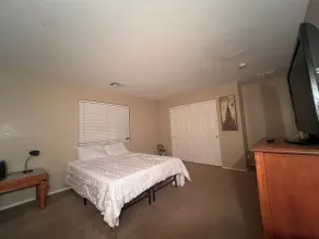 Goodyear 2 Story Room 1 - Rom
