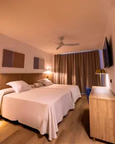 Ohtels Vil·la Romana - Chambre