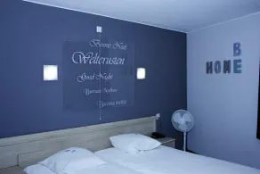 Hotel & Appartementen Royal - Quarto