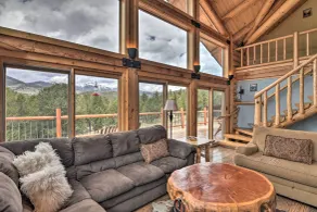 Spacious, Luxe Cabin w/ Mtn Views, Sauna & More! - Innenbereich