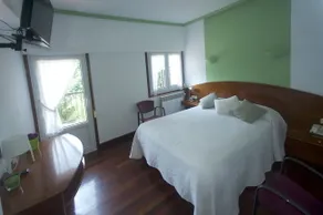 Hotel Sindika - Rum