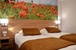 Logis Hôtel - La Chambre d'Amiens - Chambre