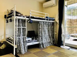 Ricco Mond Hills Apartment Houseアパートタイプの宿は宿泊者と接しない 安全な宿 - Chambre