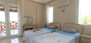 Villa ANM2 by JoyLettings - Room