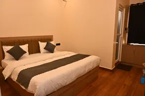Hotel Pinaka - Habitación