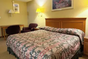 Fairview Inn Hesston Near Wichita - Room