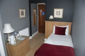 Caledonian Hotel - Chambre