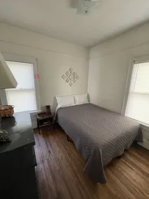 East Side Motel & Cabins - Habitación