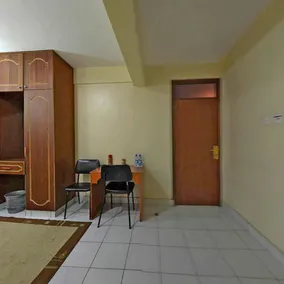 LMS Guest House - Habitación