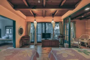 Sunday Home - Room