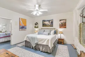 Galveston Bay Retreat: Historic La Porte Home! - Intérieur