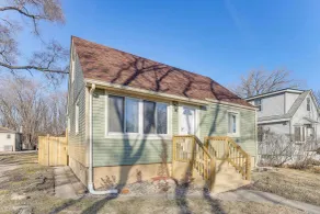 3 Mi to Hard Rock Casino: Charming Home in Gary! - Interiör