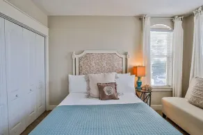 3 by the Sea 3 Bedroom Holiday Home by Five Star Properties - Chambre