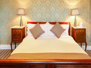 OYO Lamphey Hall - Chambre
