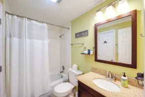Walk to Ski & Golf: Sugar Mountain Condo! - Interiör