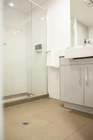 Baileys Serviced Apartments - Bagno