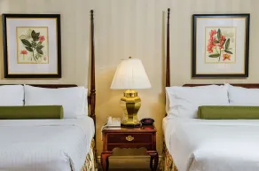 Mayflower Park Hotel - Chambre