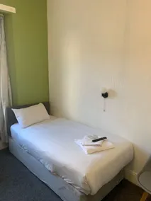 Savoy Hotel - Habitación