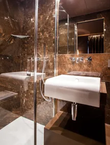 Hotel Armoni Paris - Bathroom