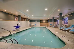 Holiday Inn Express & Suites - Lincoln East - White Mountains by IHG - Piscine